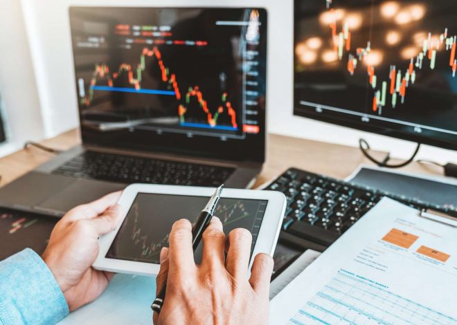 How to Use Price-to-Earnings (P/E) Ratio in Investment Analysis